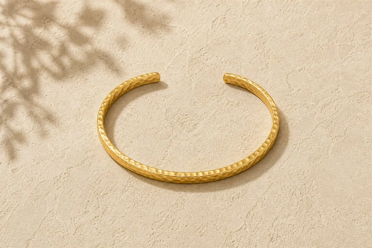Bracelet Jonc Martelé Doré N°09